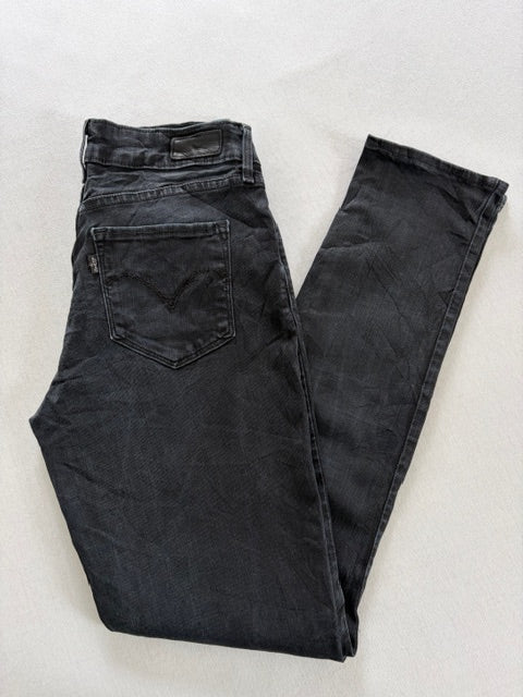 Levi 501 Bold Curve - Size W28L32 Black